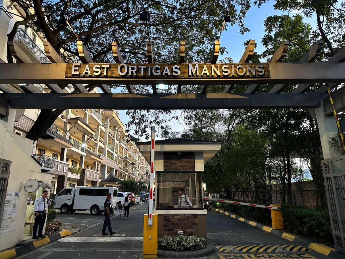 Ferienwohnung East Ortigas Mansions By Ma Manila Exterior foto